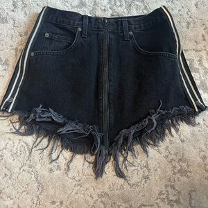 Carmar distressed black skirt